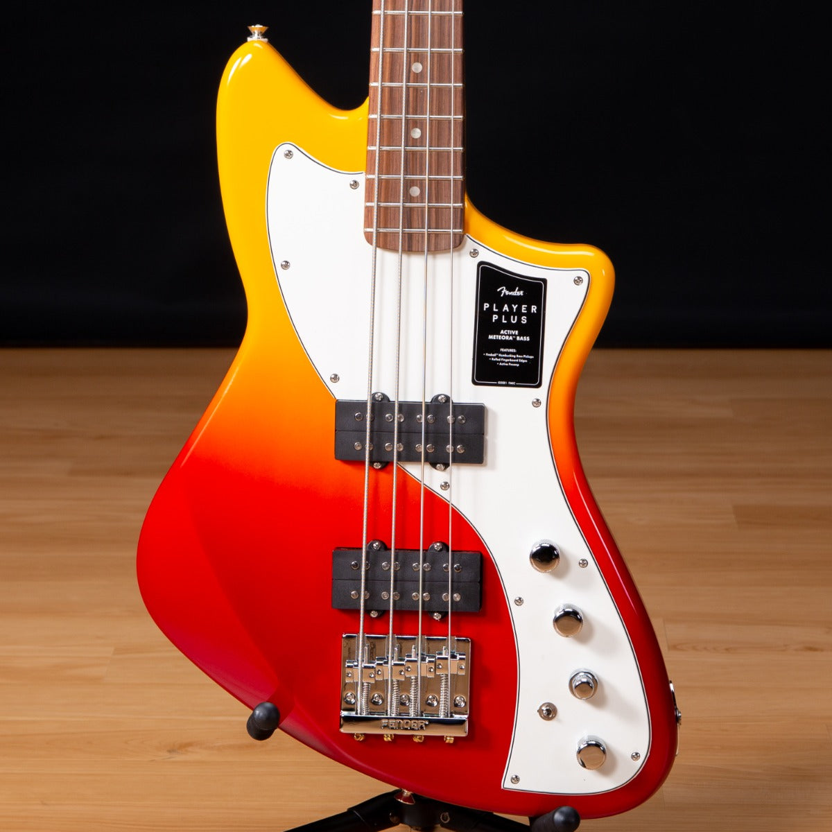 Fender Player Plus Active Meteora Bass - Pau Ferro, Tequila Sunrise view 1