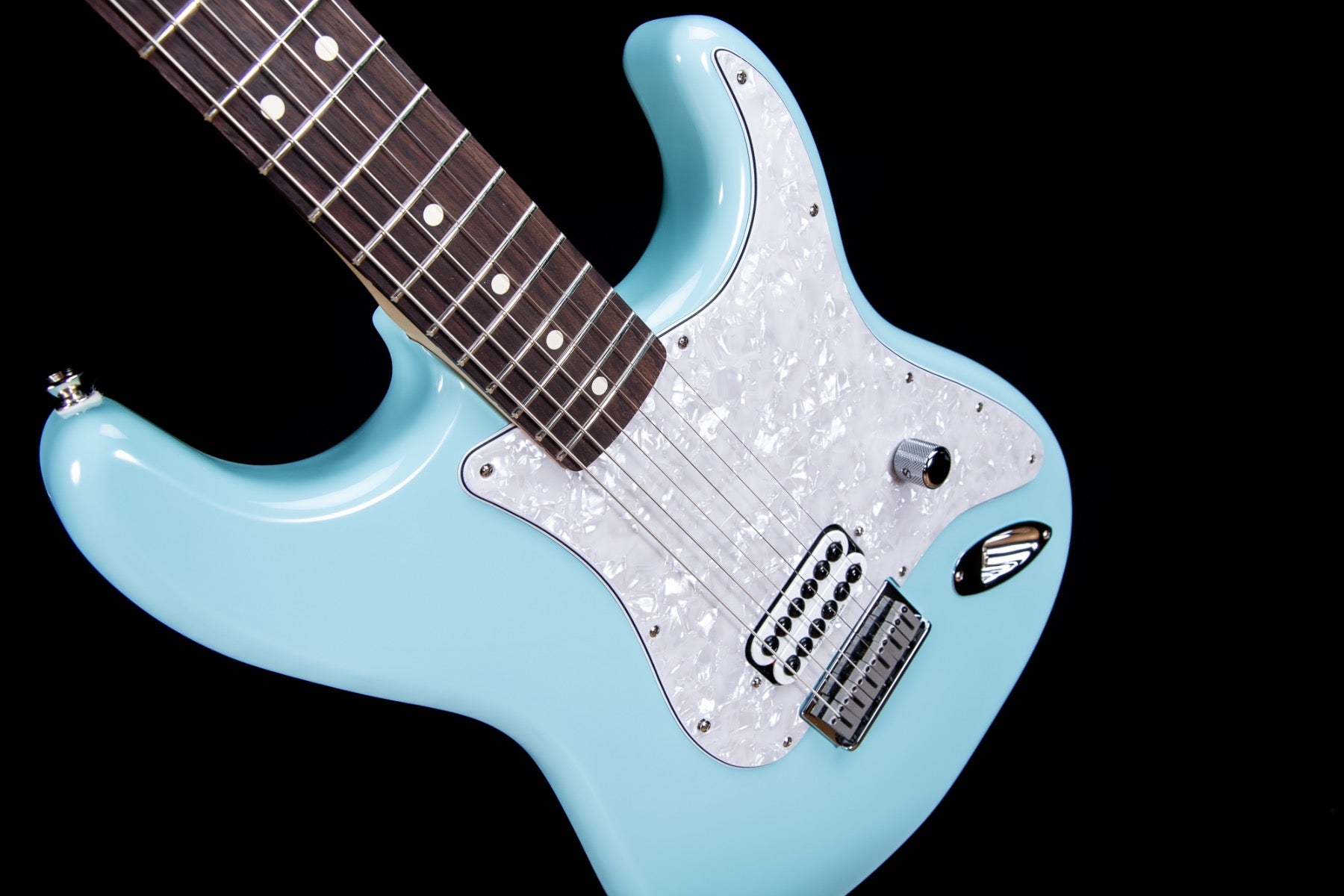 Fender Limited Edition Tom Delonge Stratocaster - Daphne Blue, View 5
