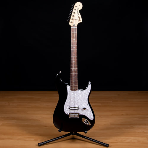 Fender Limited Edition Tom Delonge Stratocaster - Black, View 2