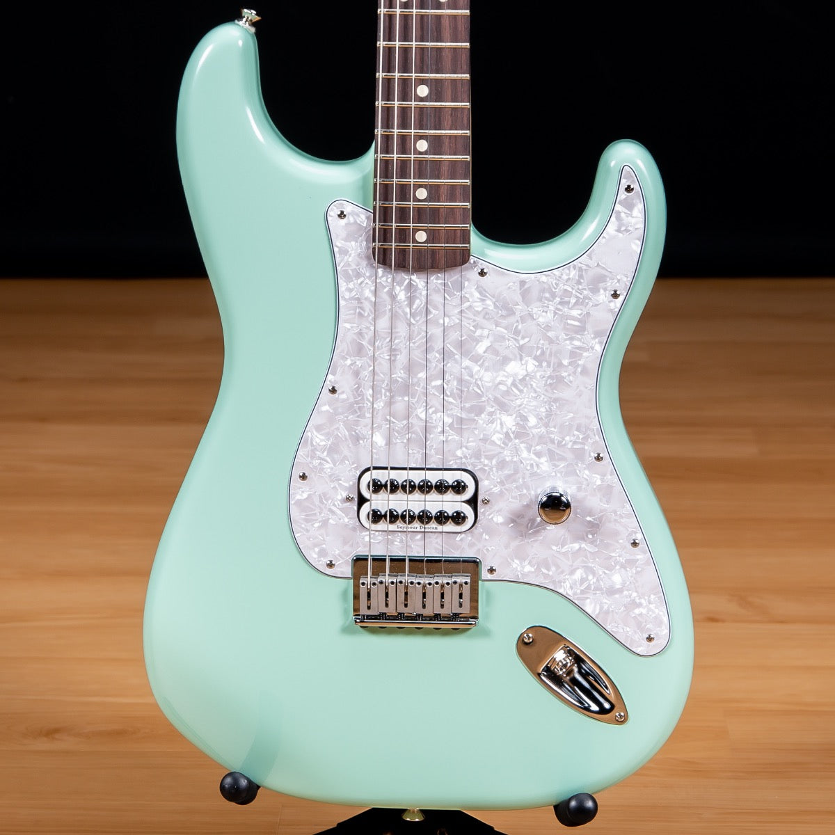 Fender Limited Edition Tom Delonge Stratocaster - Surf Green, View 1