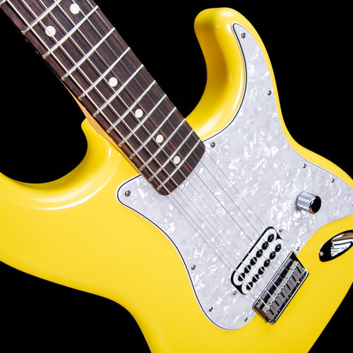 Fender Limited Edition Tom Delonge Stratocaster - Graffiti Yellow, View 5