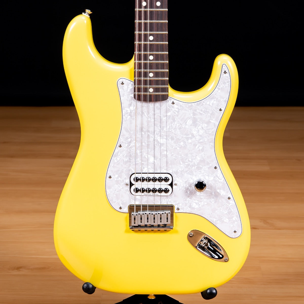 Fender Limited Edition Tom Delonge Stratocaster - Graffiti Yellow, View 1