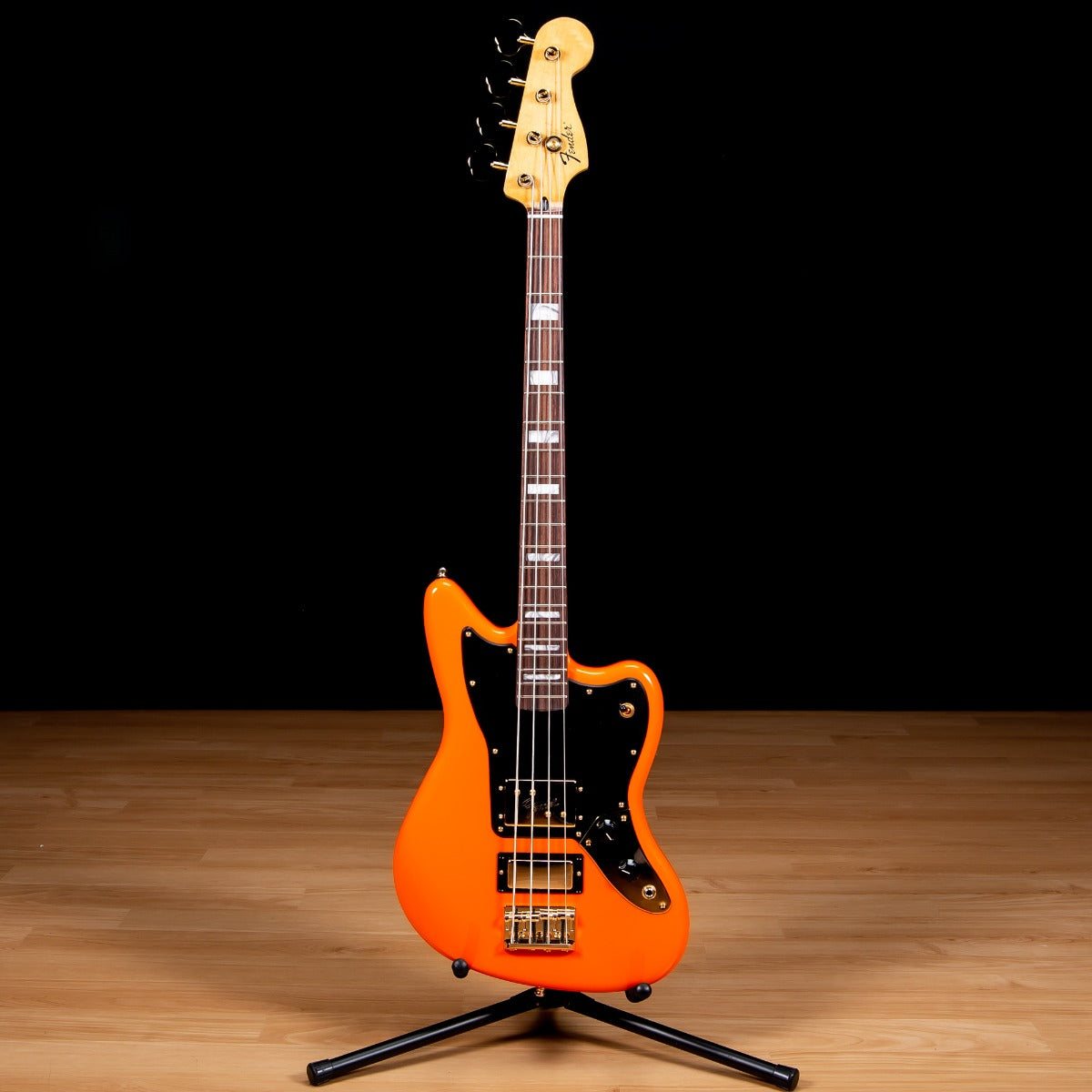 Fender Limited Edition Mike Kerr Jaguar Bass - Tiger's Blood Orange view 2