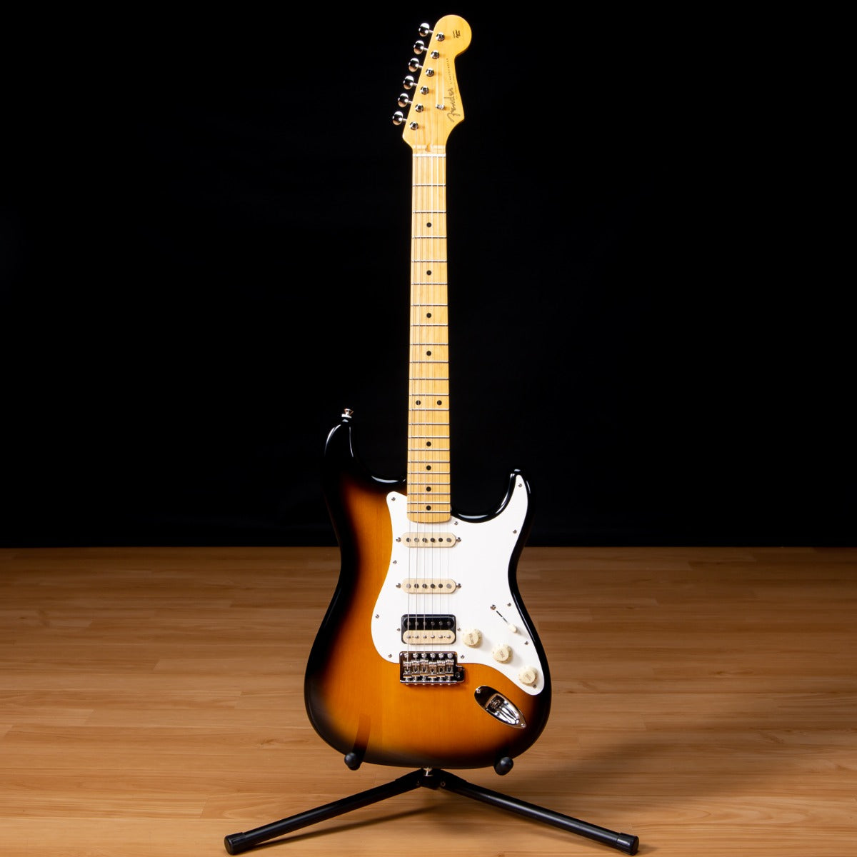 Fender JV Modified 50s Stratocaster HSS - Maple, 2-Color Sunburst view 2