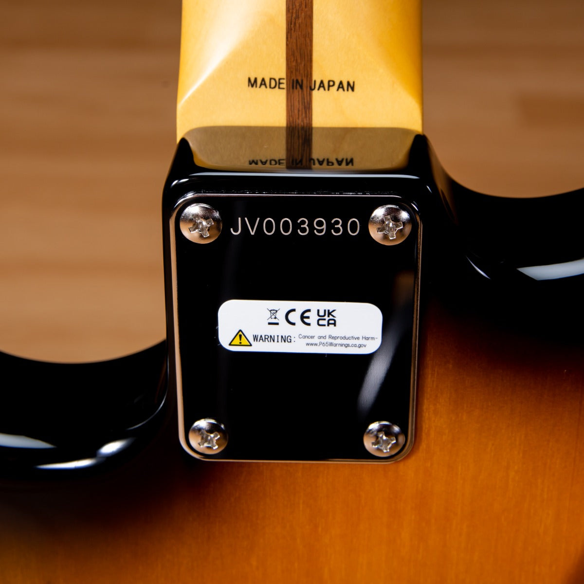 Fender JV Modified 50s Stratocaster HSS - Maple, 2-Color Sunburst view 12