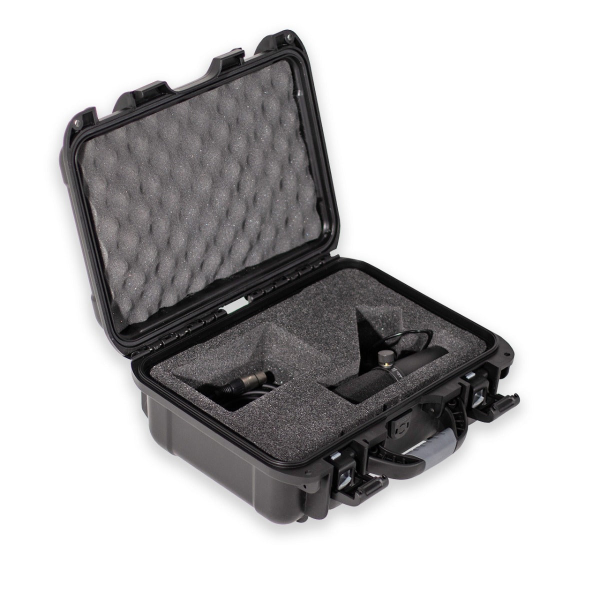 Open angled right Gator Cases Titan Series Case for Shure SM7B Microphone and Cable