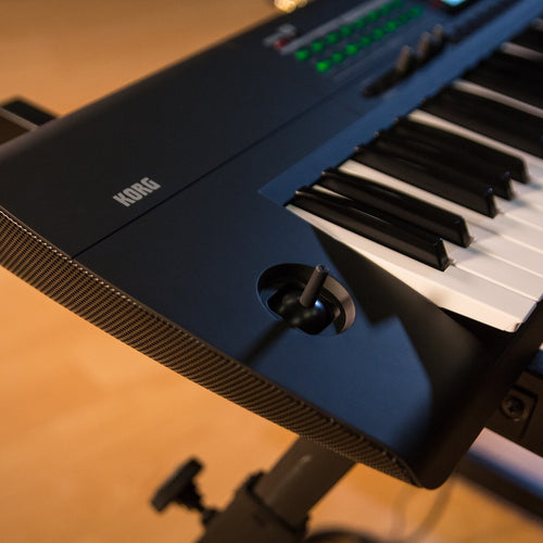 Style shot of the pitch and mod joystick of the KORG i3