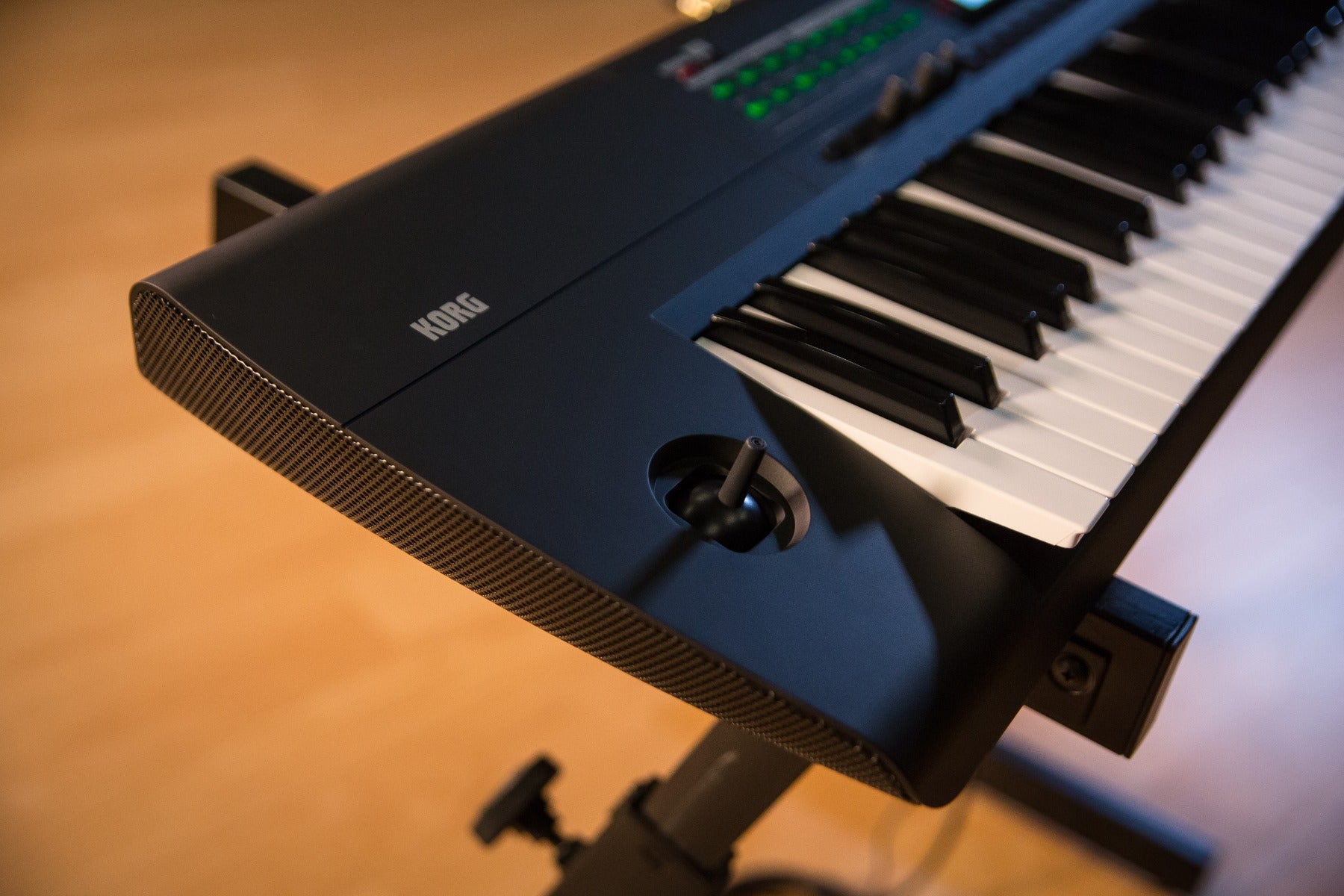 Style shot of the mod and pitch joystick of the KORG i3