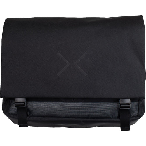 Front view of closed Line 6 HX Messenger Bag