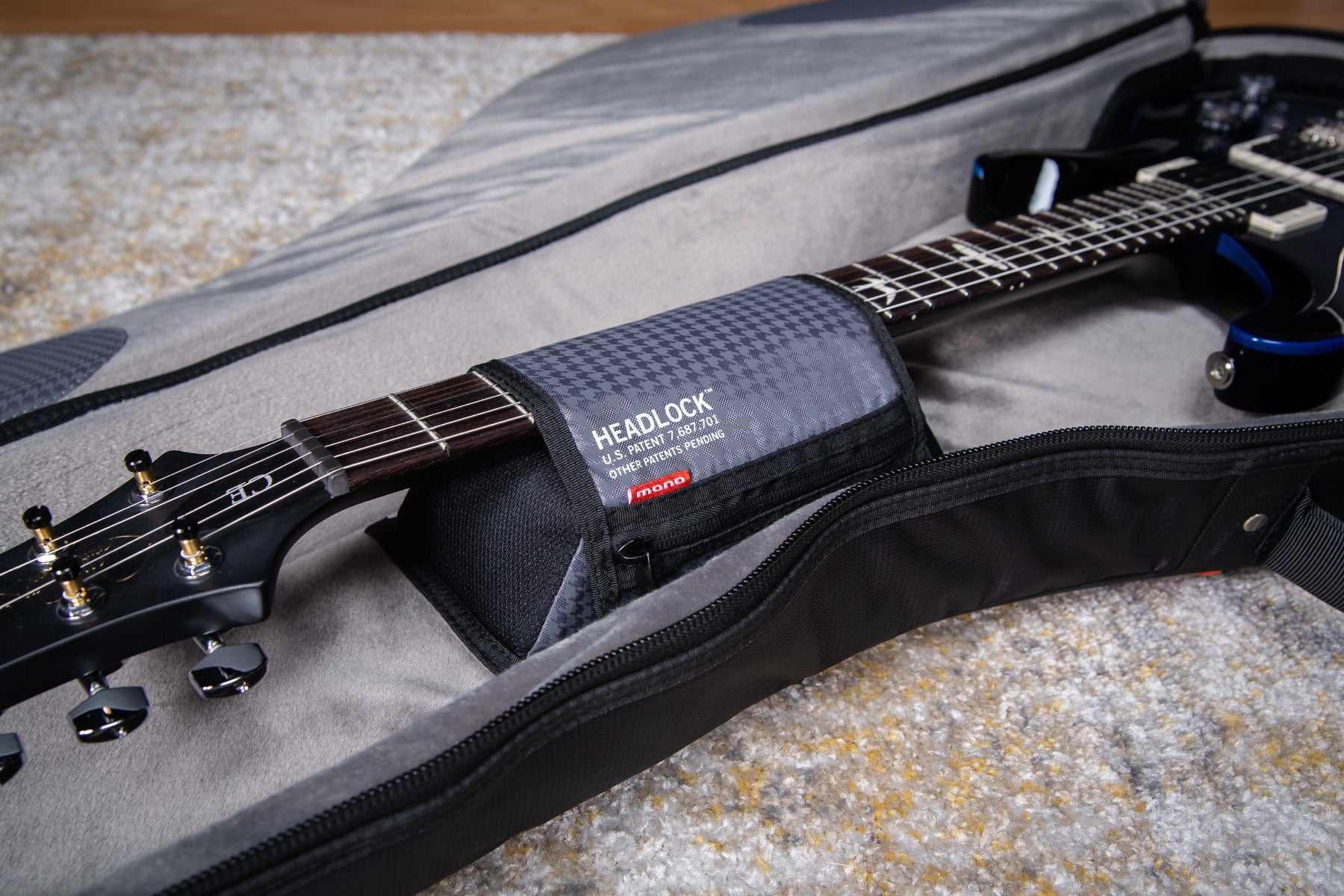  MONO M80 Bass Case : Musical Instruments