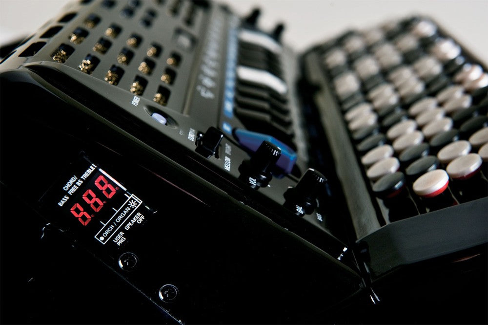 Roland FR-1xb V-Accordion Lite Dale Mathis Edition - Black Roland FR-1xb V-Accordion Lite Dale Mathis Edition - Black