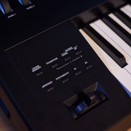 Roland Fantom-6 Workstation Keyboard