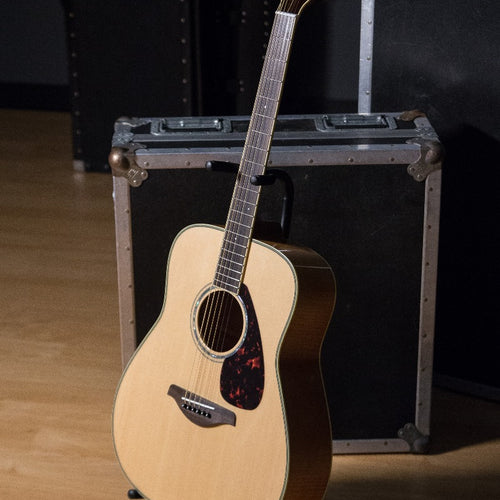Yamaha FG840 Acoustic Guitar - Natural