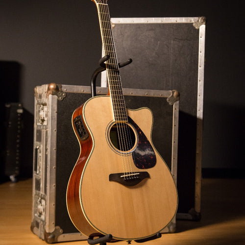 Yamaha FSX830C Acoustic-Electric Guitar - Natural