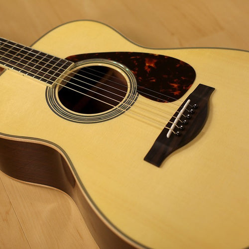Yamaha LS16R ARE Small-Body Acoustic Guitar - Natural