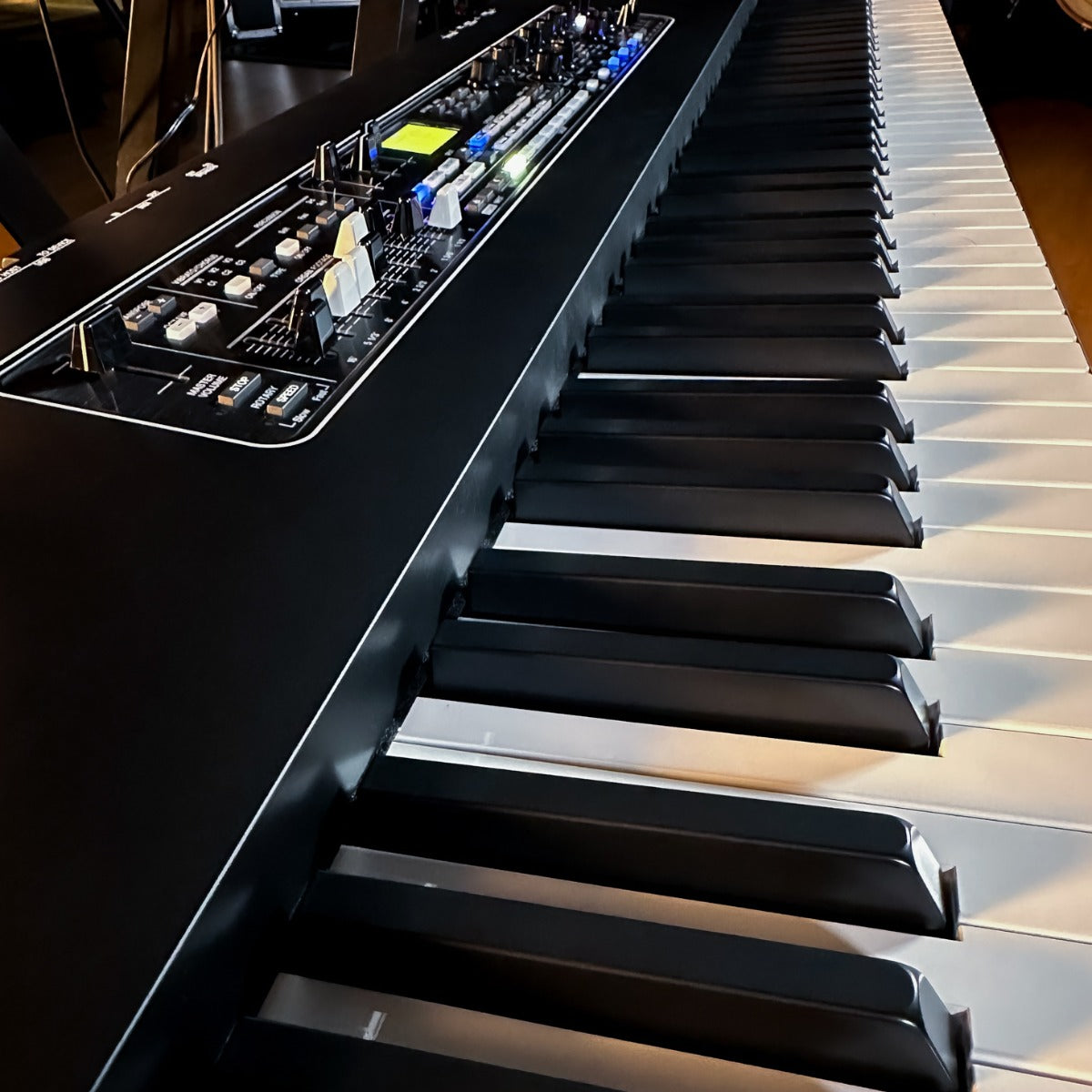 Yamaha CK88 Stage Keyboard - View 3
