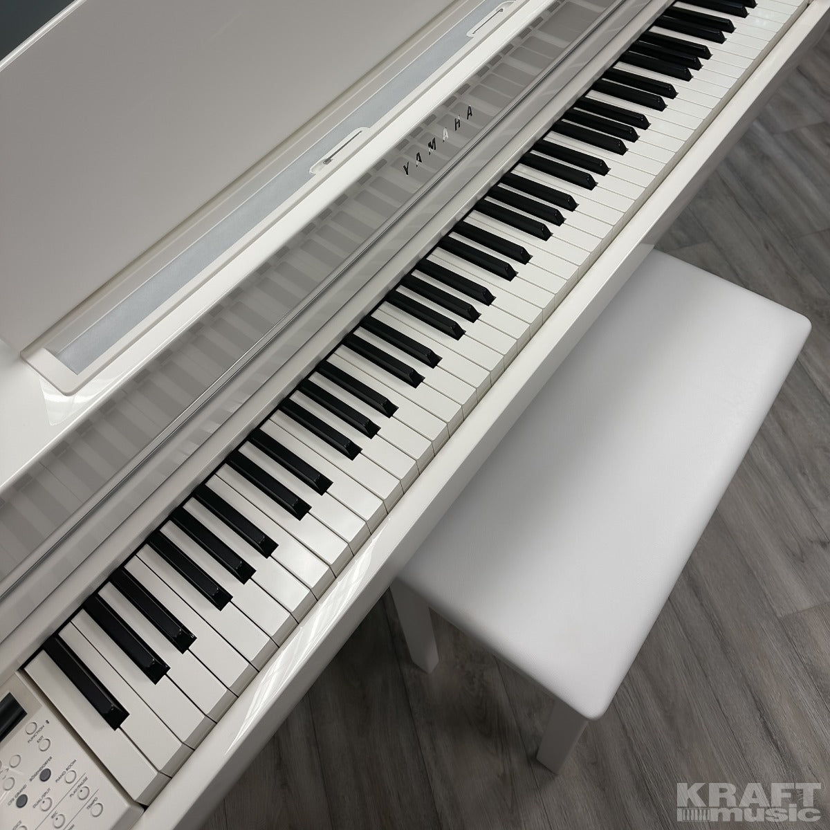 Yamaha Clavinova CLP-765GP Digital Piano - Polished White - Top