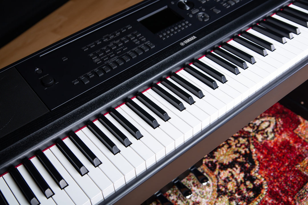 Yamaha DGX670 Portable Grand Digital Piano Black Kraft Music