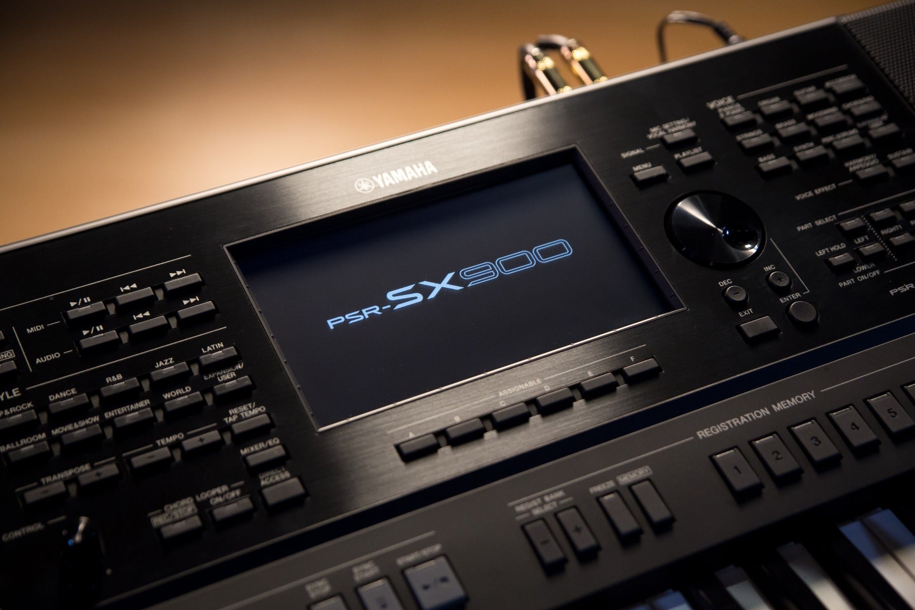 YAMAHA PSR SX900 – The Xound